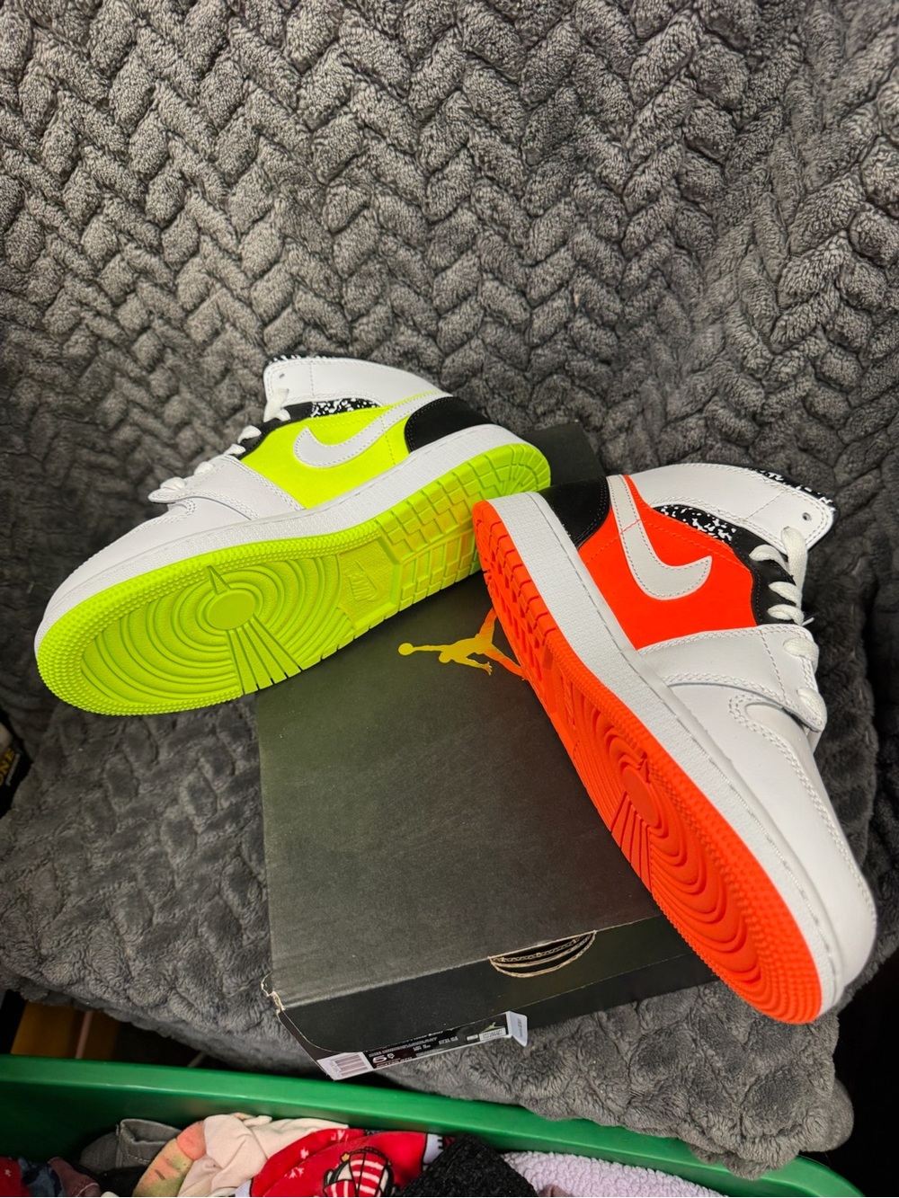 Jordan 1 Mid Composition Notebook